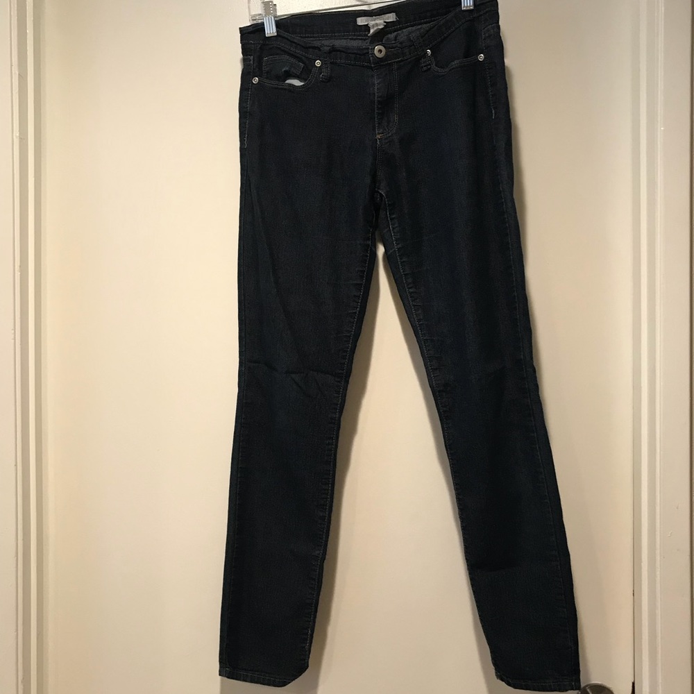 Dark skinny jeans